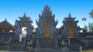 10. 🛕 Perancak Temple (Pura Perancak) 📍 Kabupaten Jembrana 3-1600x900