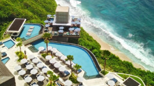 12. 🏖️ SAVAYA BALI (OMNIA DAYCLUB) 📍 Kabupaten Badung, Uluwatu 9-1600x900