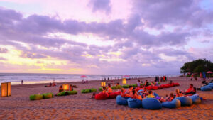 17. 🍹 SEMINYAK BEACH 📍 Kabupaten Badung 9-1600x900