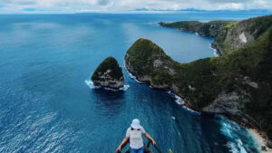 19. 🌅 PALUANG CLIFF 📍 Kabupaten Klungkung, Nusa Penida 7-1600x900