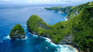 19. 🌅 PALUANG CLIFF 📍 Kabupaten Klungkung, Nusa Penida 8-1600x900