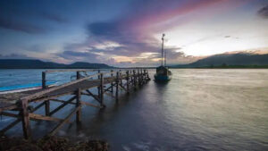 6. ⚓ Gilimanuk Bay 📍 Kabupaten Jembrana 1-1600x900
