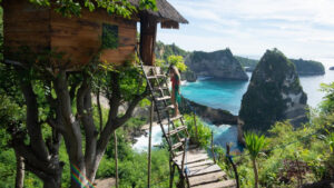 7. 🌳 RUMAH POHON MOLENTENG (TREE HOUSE) 📍 Kabupaten Klungkung, Nusa Penida4-1600x900