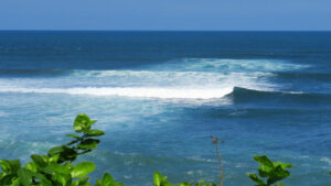 8. 🏄 Medewi Beach 📍 Kabupaten Jembrana 4-1600x900