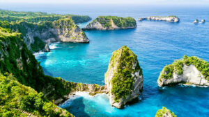 8. 🏝️ THOUSAND ISLANDS VIEWPOINT 📍 Kabupaten Klungkung, Nusa Penida5-1600x900