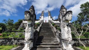 Untitled-1_0002_lempuyang